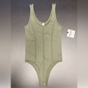 Arizona jean co Women’s Green Bodysuit Size Small NWT